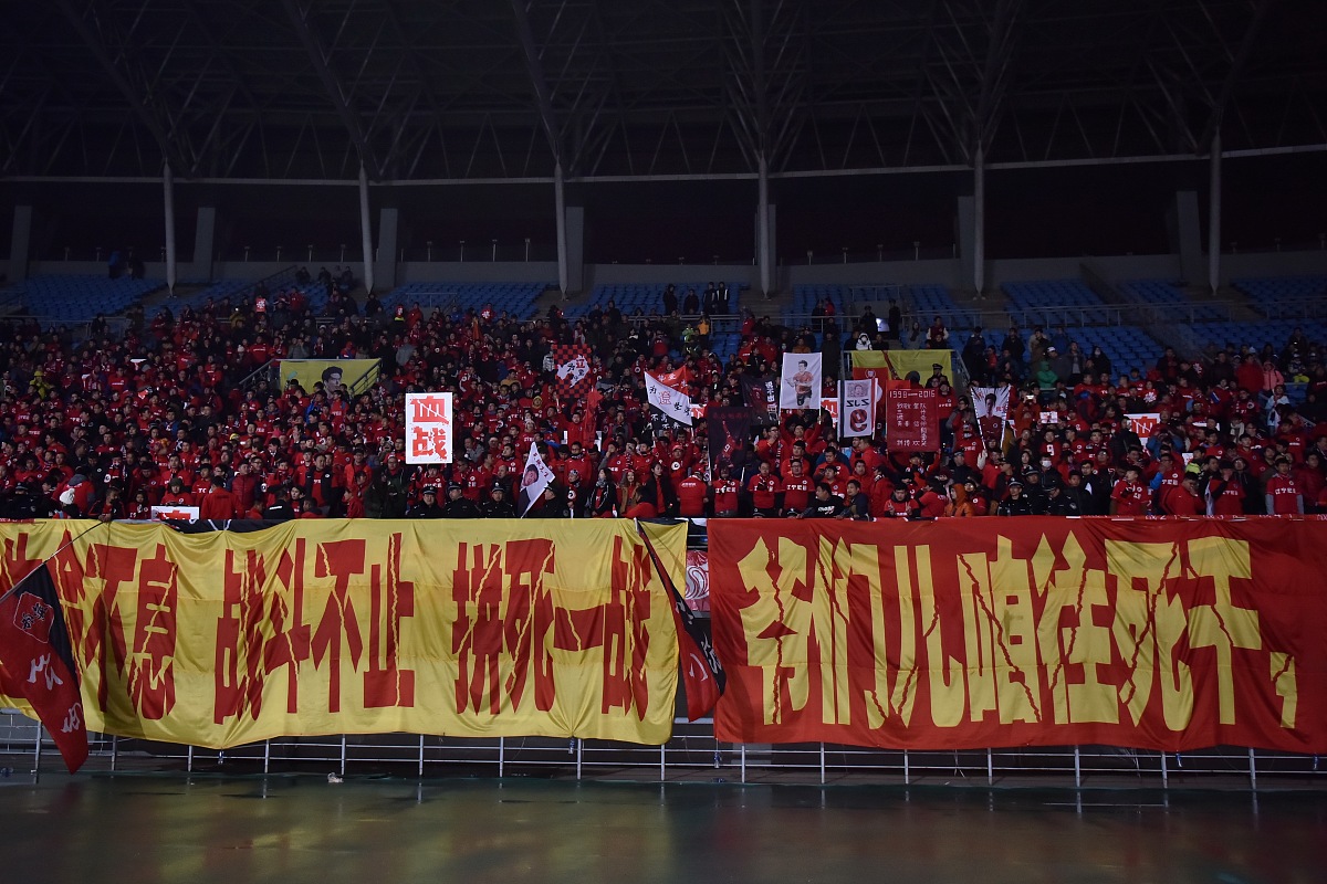 关于东莞队主场告捷，取得对阵河北队胜利的信息